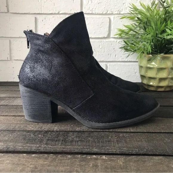 Qupid Tobin-13 Black Distressed Ankle Boots Faux Leather Booties - Picture 6 of 11